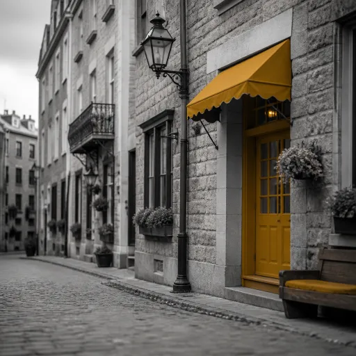Best Places to Stay in Old Québec for Shopping and Walking